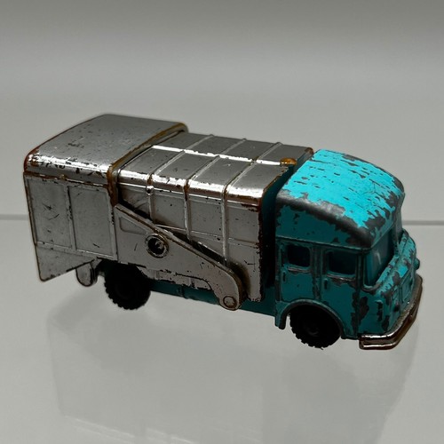 Vintage husky refuse van - s&d,