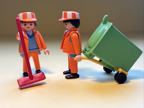 Playmobil keeping our - keeping,