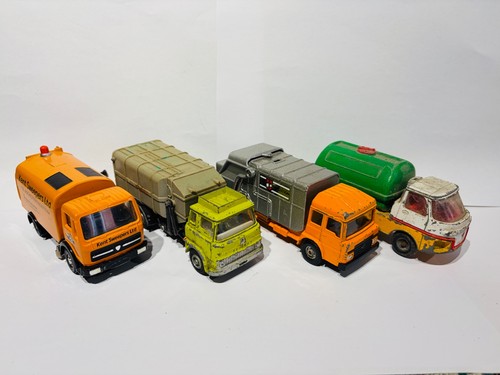 Corgi toys dinky road - corgi,