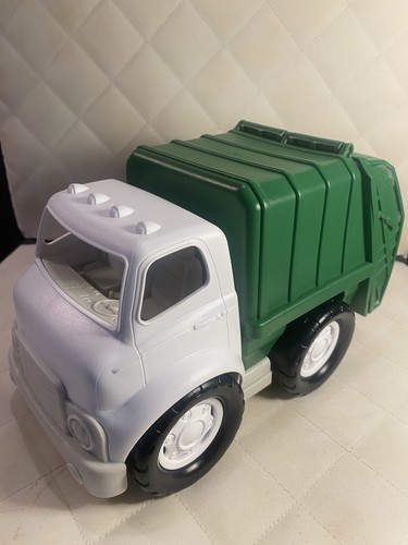 Big green recycling truck - green,