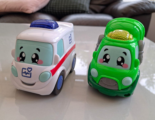 Hti toy vehicles ambulance - vehicles,